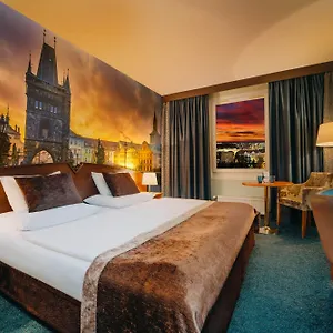 4* فندق Plaza - Czech Leading