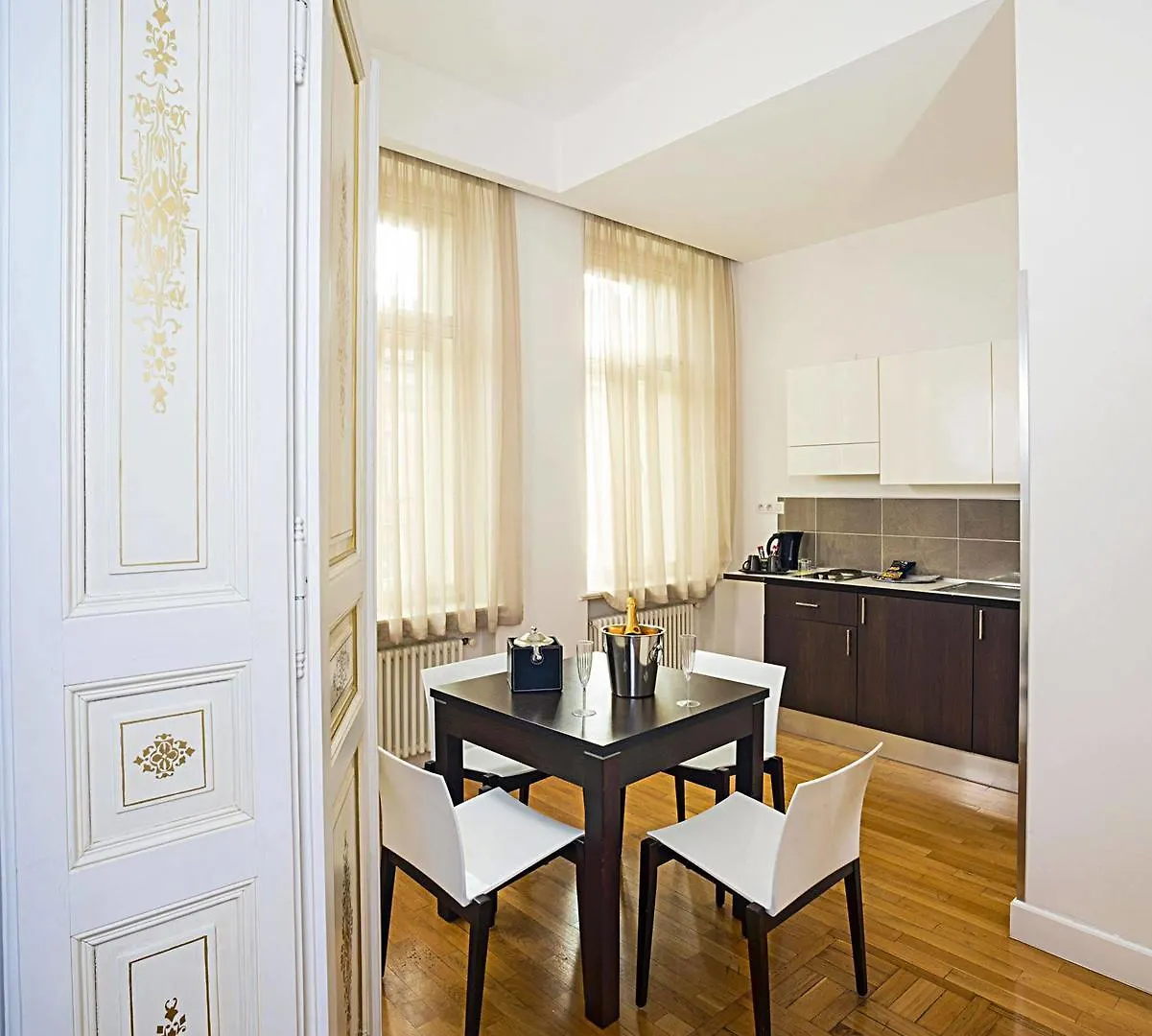 Deminka Palace Prague 4*,